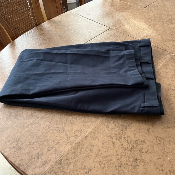 Brooks Brothers Chino in 38x30 - Picture 2 of 4